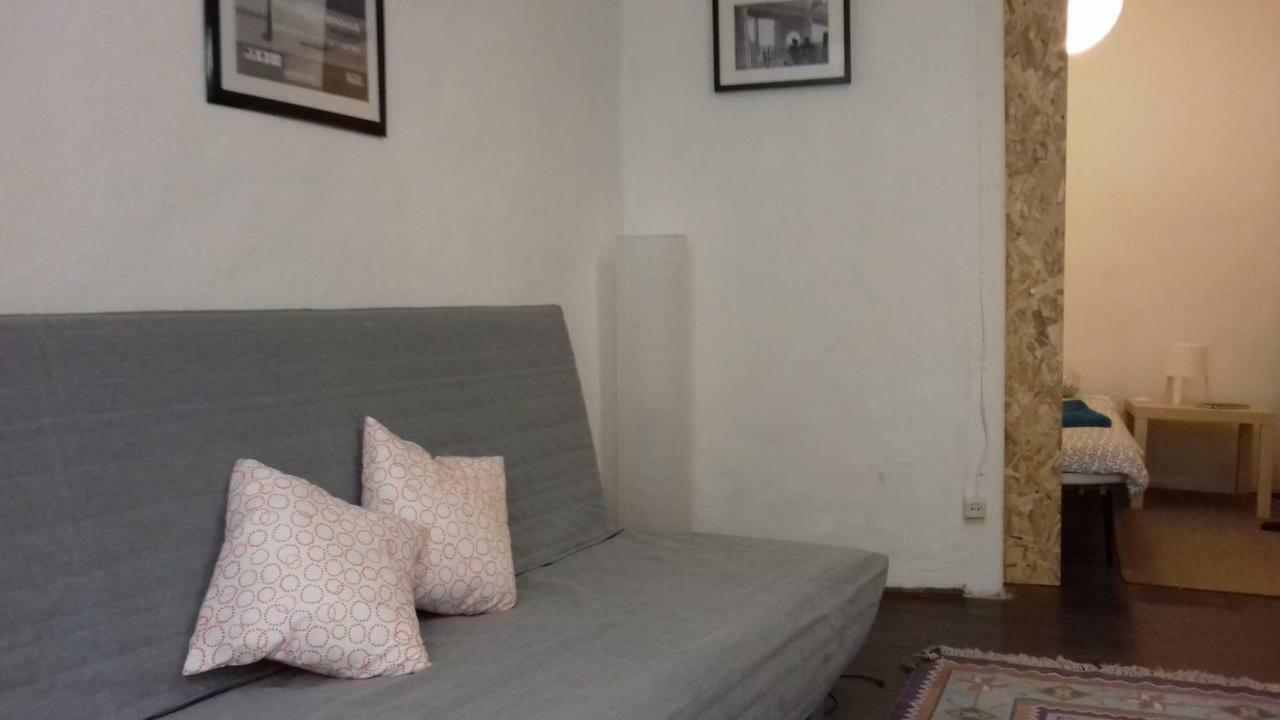 City Center | Chiado Typical Small Flat Лиссабон Экстерьер фото